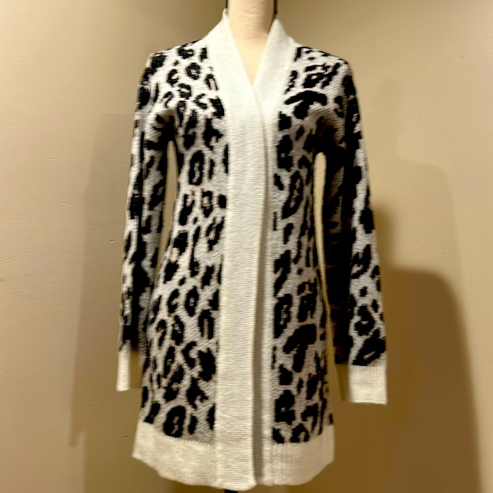 BB Dakota Sweater